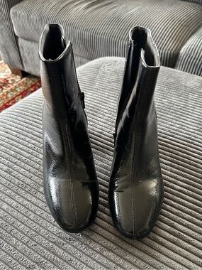 Clarks Black Patent Leather Block Heel Ankle Boots Size 11